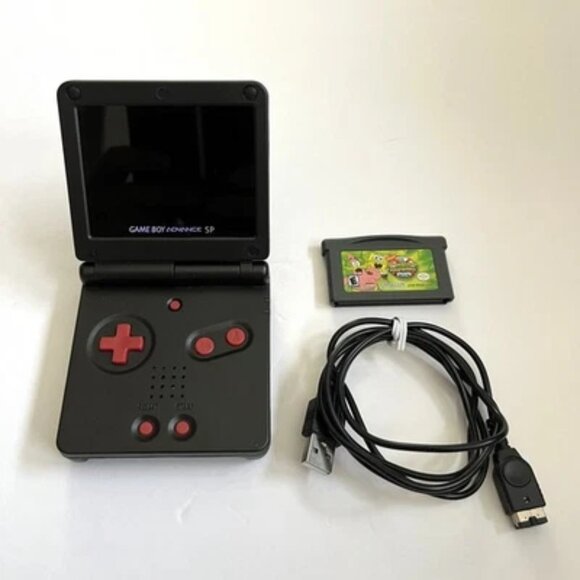 Nintendo GameBoy Advance SP Graphite Black System AGS-101 w/ Charger - Tested! - Picture 3 of 9